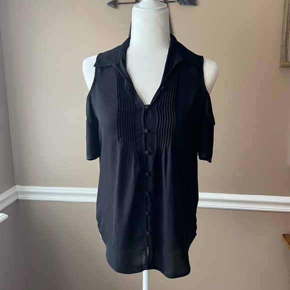 Express Cold Shoulder Blouse - Picture 1 of 4